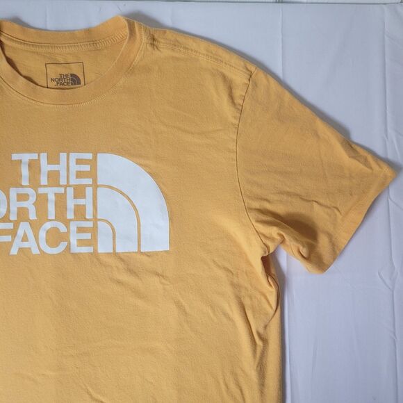 The North Face Half Dome T-Shirt L Yellow Graphic Logo Outdoor Casual Tee - Picture 7 of 8